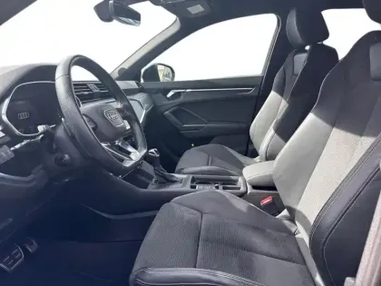 Photo 6 Audi Q3  35 TDI 150ch S line S tronic 7