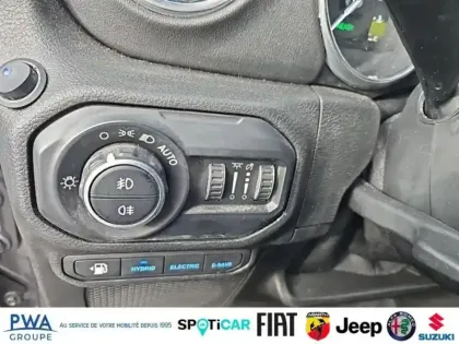 Photo 13 Jeep Wrangler  Unlimited 2.0 T 380ch 4xe Rubicon Rock-Trac
