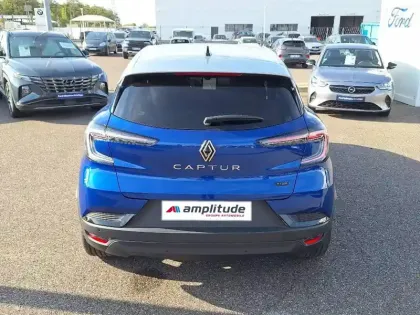 Photo 5 Renault Captur  1.6 E-Tech full hybrid 145ch Techno