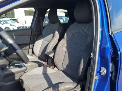 Photo 9 Renault Captur  1.6 E-Tech full hybrid 145ch Techno