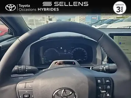 Photo 12 Toyota C-HR  1.8 Hybride 140ch Graphic MY26