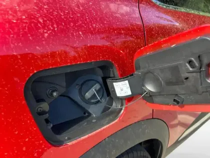Photo 9 Renault Captur  1.3 TCe mild hybrid 140ch Techno