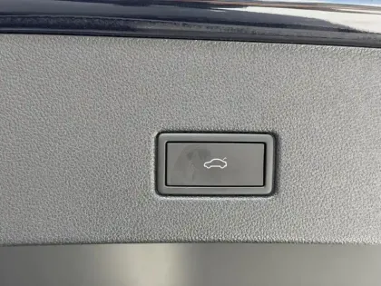 Photo 5 Volkswagen T-roc  1.5 TSI Evo2 150ch R-Line DSG7