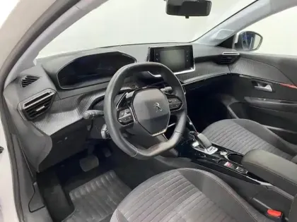 Photo 6 Peugeot 208  1.2 PureTech 100ch S&S Active Pack EAT8