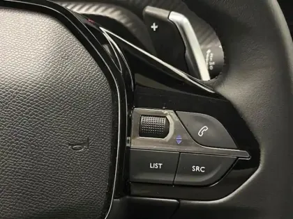 Photo 14 Peugeot 208  1.2 PureTech 100ch S&S Active Pack EAT8