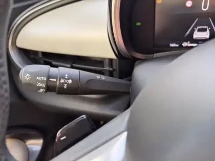 Photo 13 Fiat 600  1.2 Hybrid Turbo 110ch La Prima eDCT6