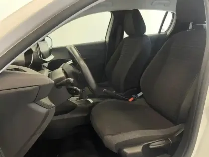 Photo 7 Peugeot 208  1.2 PureTech 100ch 2 Places Commerciale S&S Active Business
