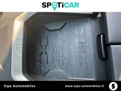 Photo 27 Jeep Compass  1.6 Turbo T4 225 ch BVR7 e-Hybrid Plug-in 4x2