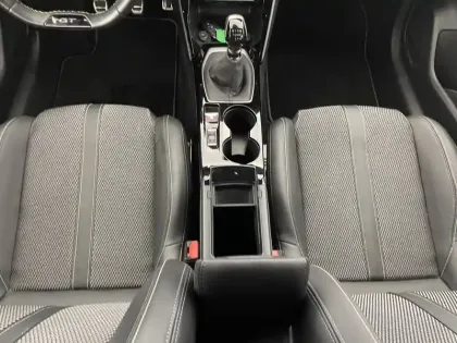 Photo 11 Peugeot 208  PureTech 100 S&S BVM6