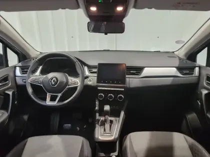 Photo 13 Renault Captur  E-Tech full hybrid 145