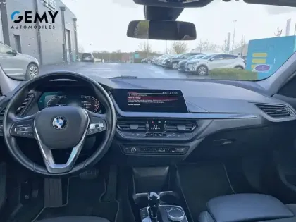 Photo 12 BMW Serie 1 118i 136 ch DKG7