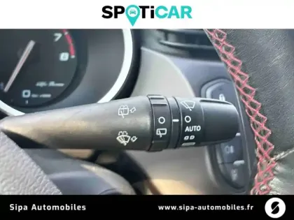 Photo 28 Alfa Romeo Giulietta  Série 2 1.4 TB MultiAir 170 ch S&S TCT