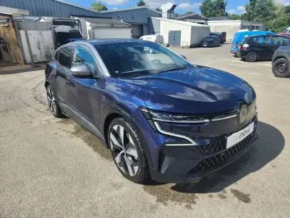 Photo 8 Renault Megane  E-Tech EV60 220 ch optimum charge