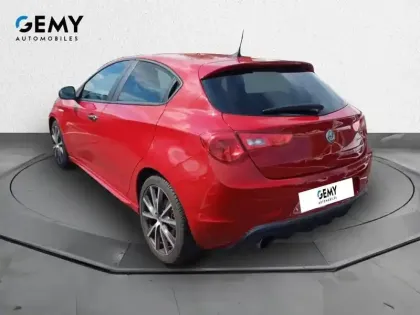 Photo 6 Alfa Romeo Giulietta  Série 2 1.4 TB MultiAir 170 ch S&S TCT