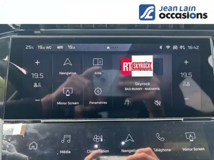 Photo 14 Peugeot 408  Hybrid 145 e-DCS6