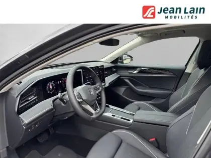 Photo 10 Volkswagen Passat  1.5 eTSI OPF 150 DSG7