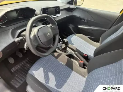 Photo 74 Peugeot 208  PureTech 75 S&S BVM5
