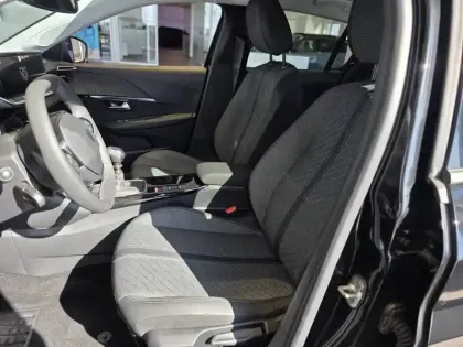 Photo 8 Peugeot 208  Turbo 100 ch BVM6