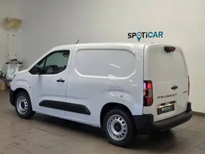 Photo 17 Peugeot Partner  FGN DIESEL 130 CH M AUT