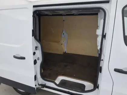 Photo 23 Renault Trafic  FGN L1H1 3000 KG BLUE DCI 130