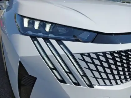 Photo 9 Peugeot 3008  Electrique 210 ch 73 kWh