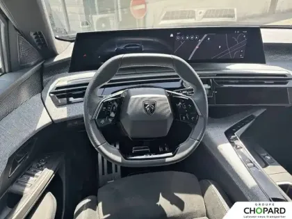 Photo 15 Peugeot 3008  Electrique 210 ch 73 kWh