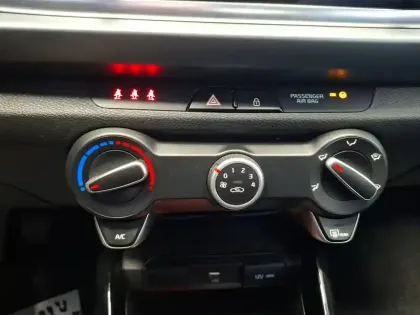 Photo 28 Kia Rio  1.0 T-GDi 100 ch BVM6