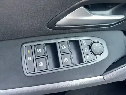 Photo 30 Dacia Duster  Hybrid 155