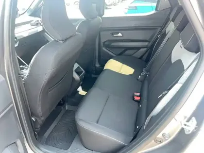 Photo 16 Dacia Duster  Hybrid 155