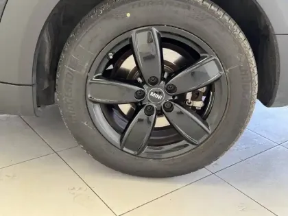 Photo 9 Mini Mini Countryman 125 - 95 ch ALL4 BVA6