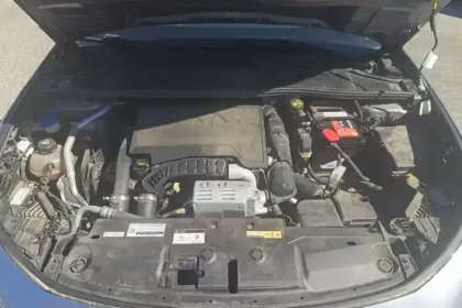 Photo 15 Peugeot 308  PureTech 130ch S&S EAT8
