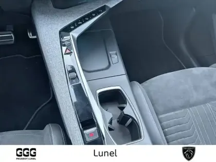 Photo 21 Peugeot 3008  Hybrid 136 e-DCS6