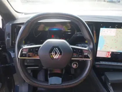 Photo 10 Renault Espace  E-Tech hybrid 200