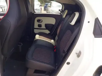 Photo 29 Renault Twingo  III TCe 95 EDC