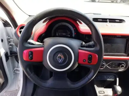 Photo 25 Renault Twingo  III TCe 95 EDC