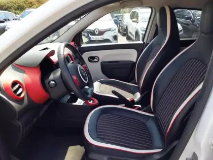 Photo 8 Renault Twingo  III TCe 95 EDC