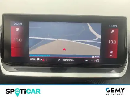 Photo 16 Peugeot 208  PureTech 100 S&S BVM6