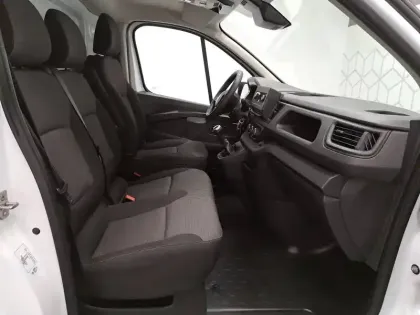 Photo 24 Renault Trafic  FG BLUE DCI 130 L1H1 3T GSR2