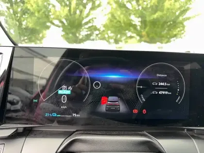 Photo 25 Renault Megane  E-Tech EV60 220 ch optimum charge