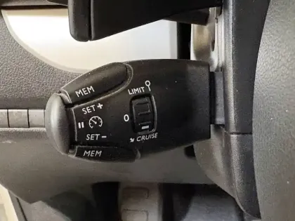Photo 18 Opel Vivaro  CA FIXE L2 2.0 DIESEL 120 CH BVA8