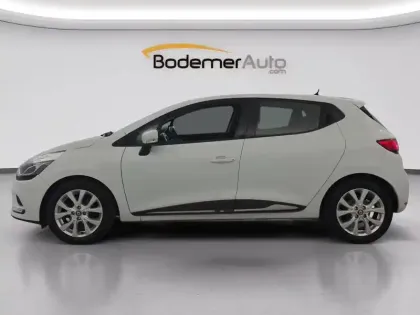 Photo 46 Renault Clio  dCi 90 E6C EDC