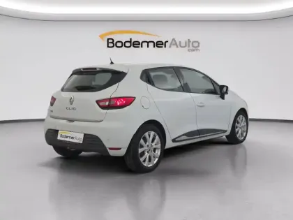 Photo 19 Renault Clio  dCi 90 E6C EDC