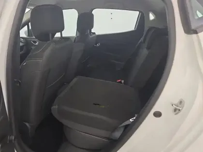 Photo 72 Renault Clio  dCi 90 E6C EDC