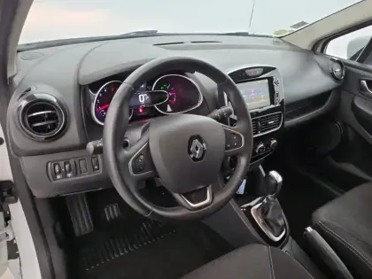Photo 31 Renault Clio  dCi 90 E6C EDC