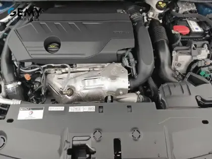 Photo 11 Peugeot 408  PHEV 180 e-EAT8