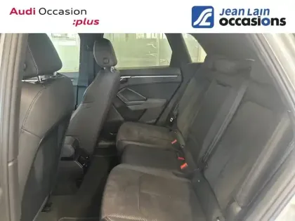 Photo 16 Audi Q3  35 TFSI 150 ch S tronic 7