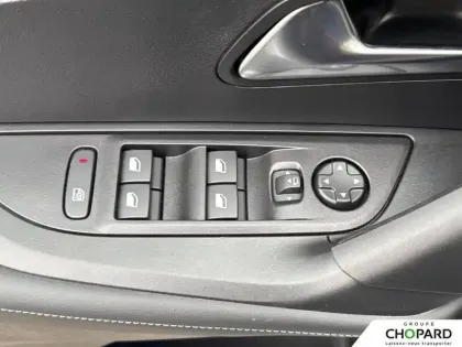 Photo 23 Peugeot 2008  Hybrid 145 e-DCS6