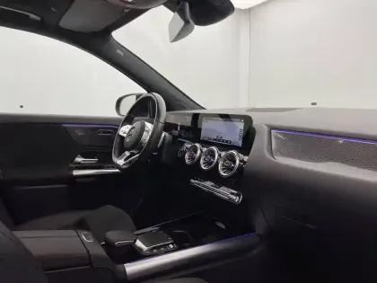 Photo 47 Mercedes GLA  200 d 8G-DCT