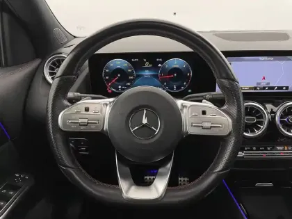 Photo 43 Mercedes GLA  200 d 8G-DCT