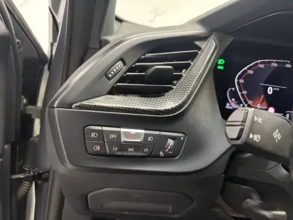 Photo 42 BMW Serie 1 118d 150 ch BVA8
